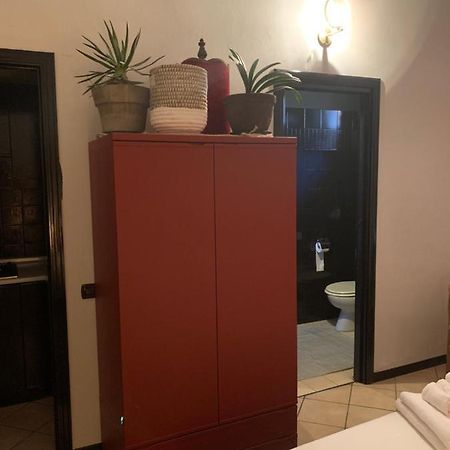 Mood-Garibaldi Apartment Павия Екстериор снимка